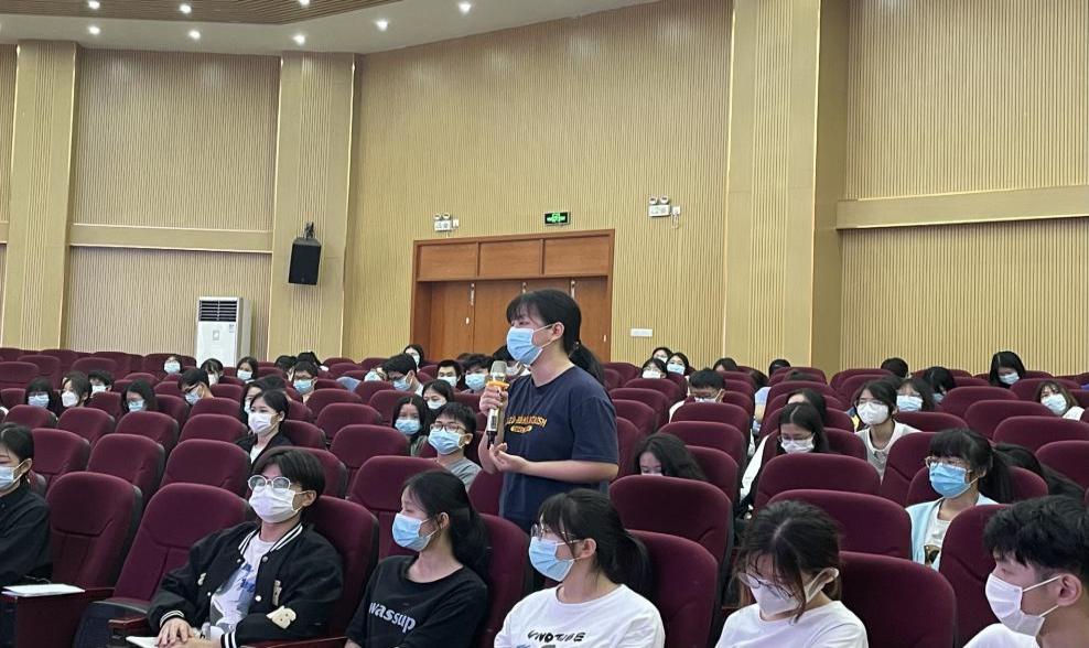 学委会议4.jpg