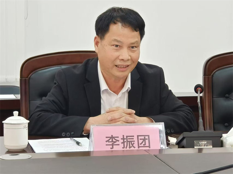 李振团.jpg
