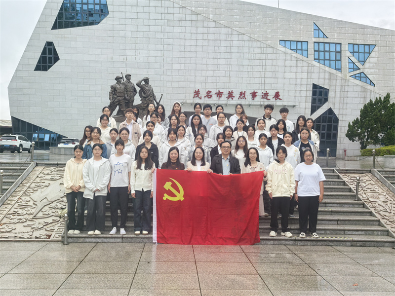微信图片_2025-12-03_090654_699.jpg